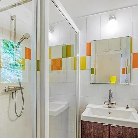 Prázdninový dům 2 Bedroom Nice In Bourgnounac *